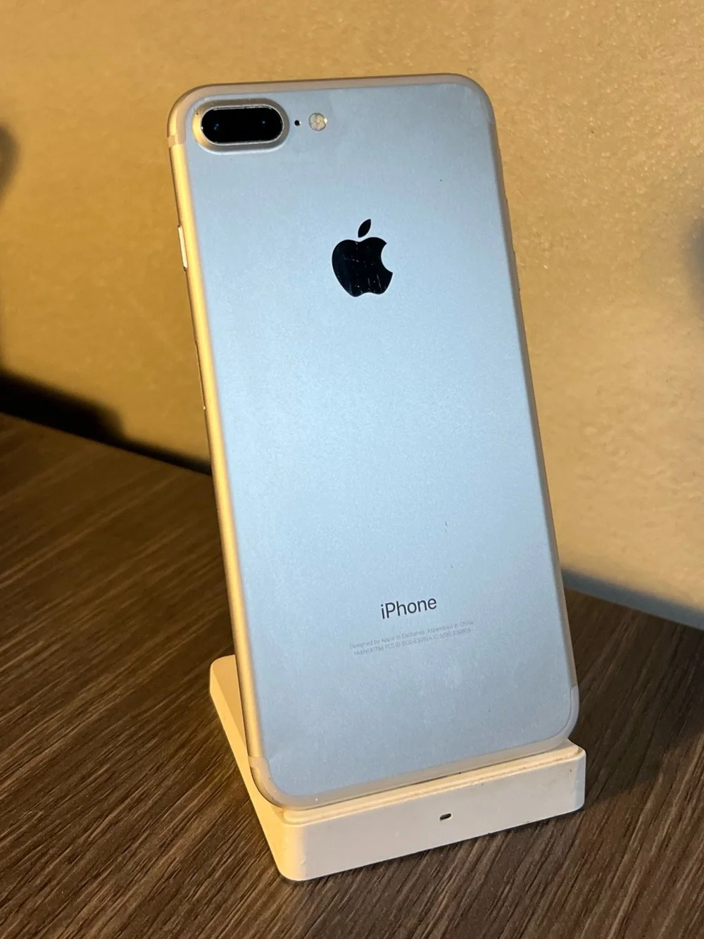 Apple iPhone 7 Plus in Silver